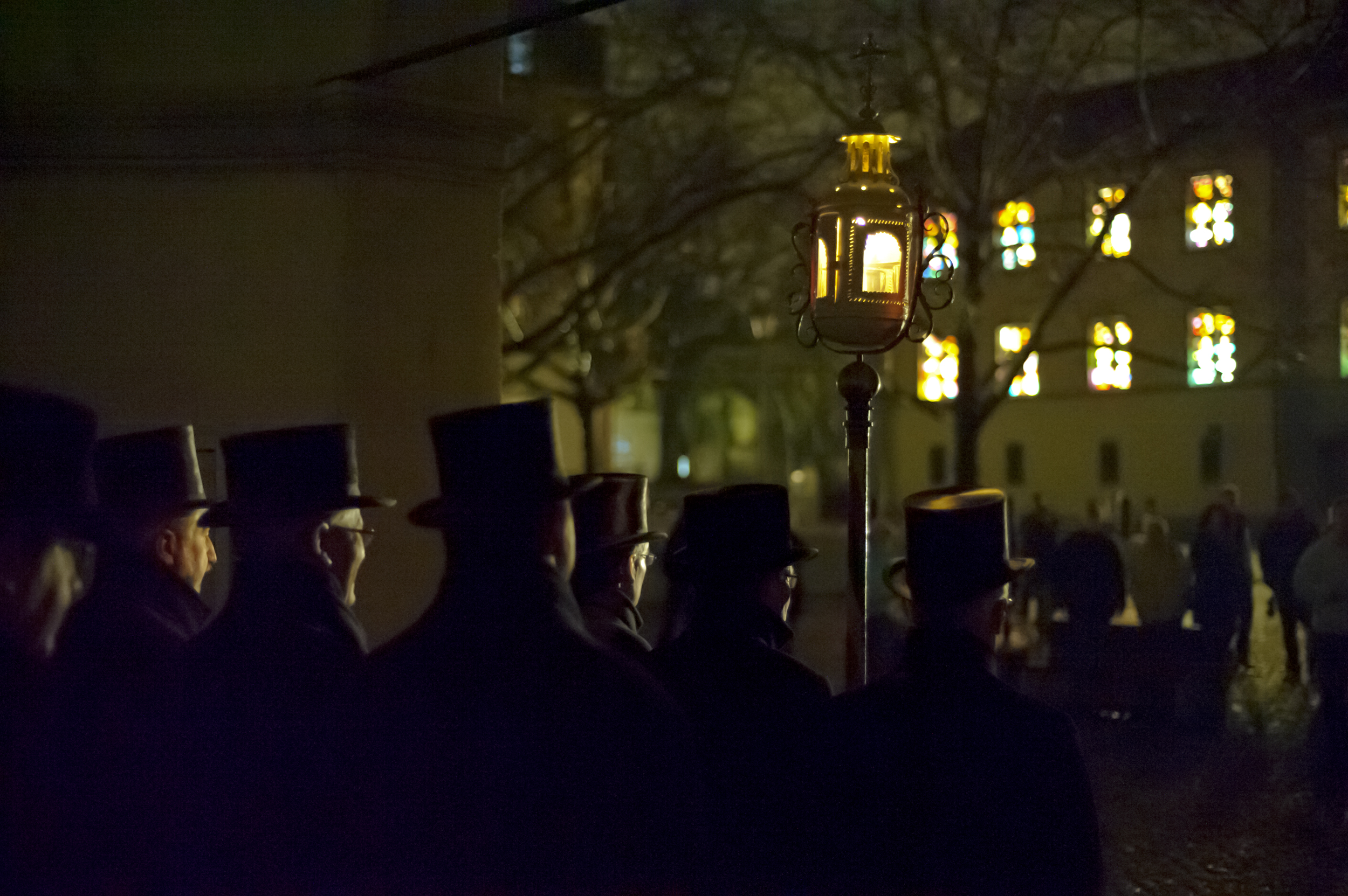 Zwölf Brüder gegen Tod und Schrecken