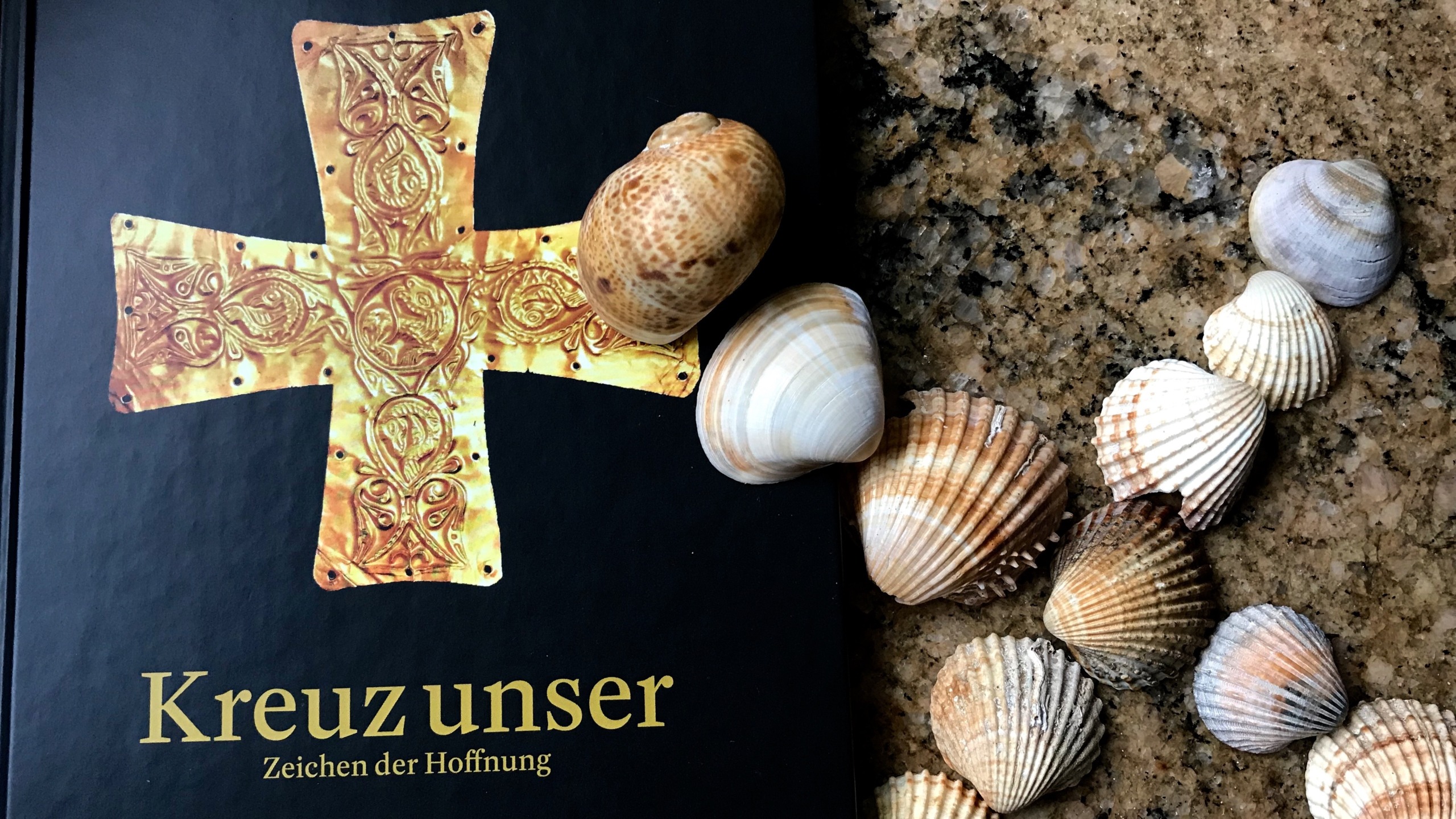 Buch «Kreuz unser» zu gewinnen