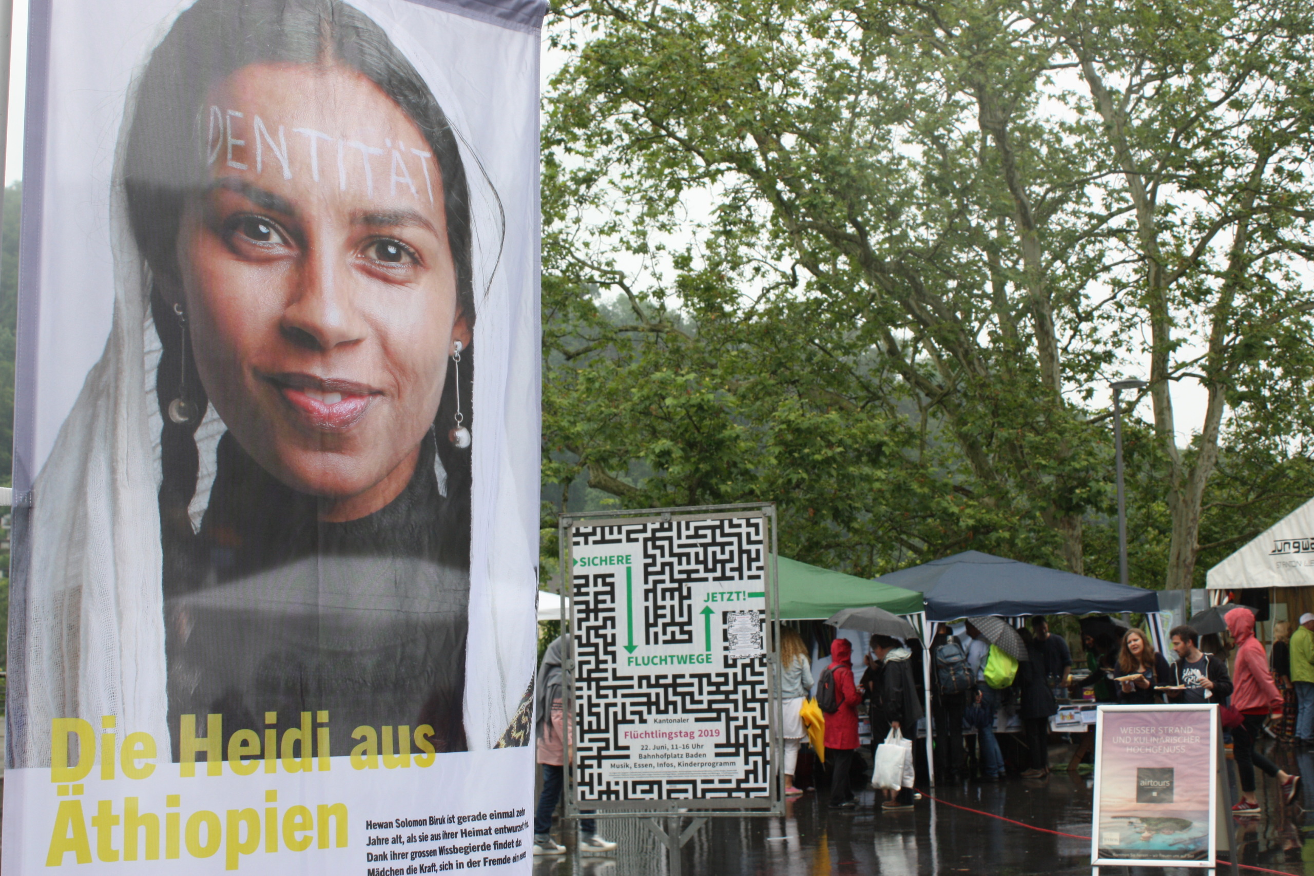 Flüchtlingstag zwischen Tränen und Zuversicht