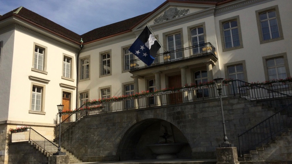 Doch Religionsunterricht nach Protest der Kirchen