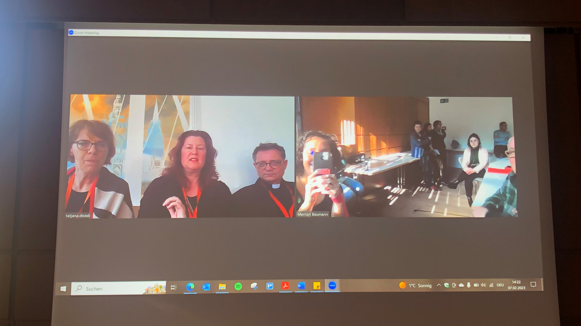 «Hello Prague, this is Wislikofen calling»