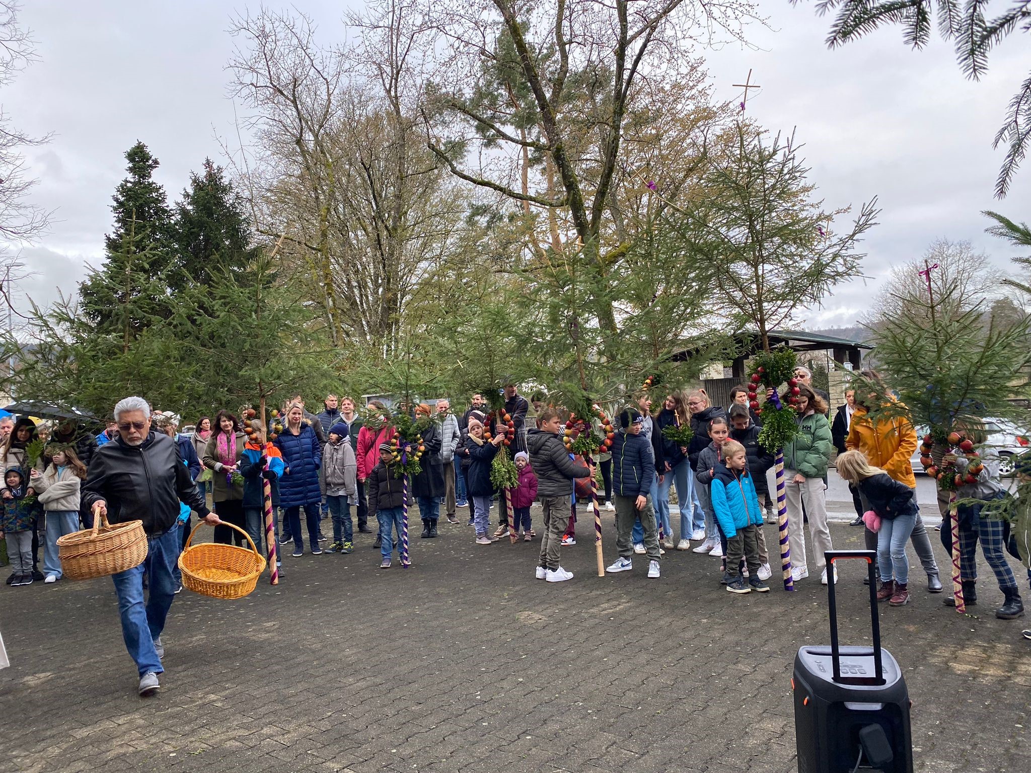 Prächtige Palmen läuten die Karwoche ein